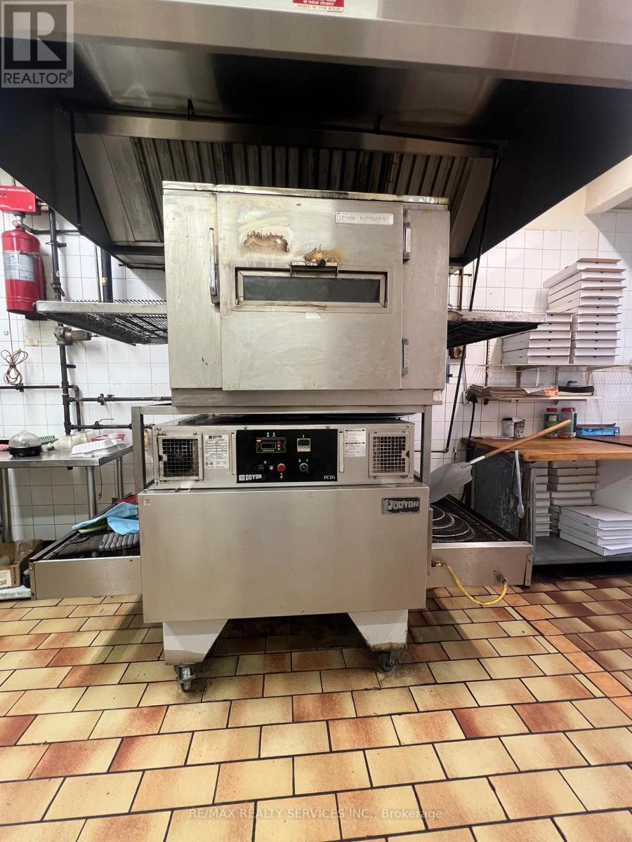 243 Wharncliffe Road N, London North, ON