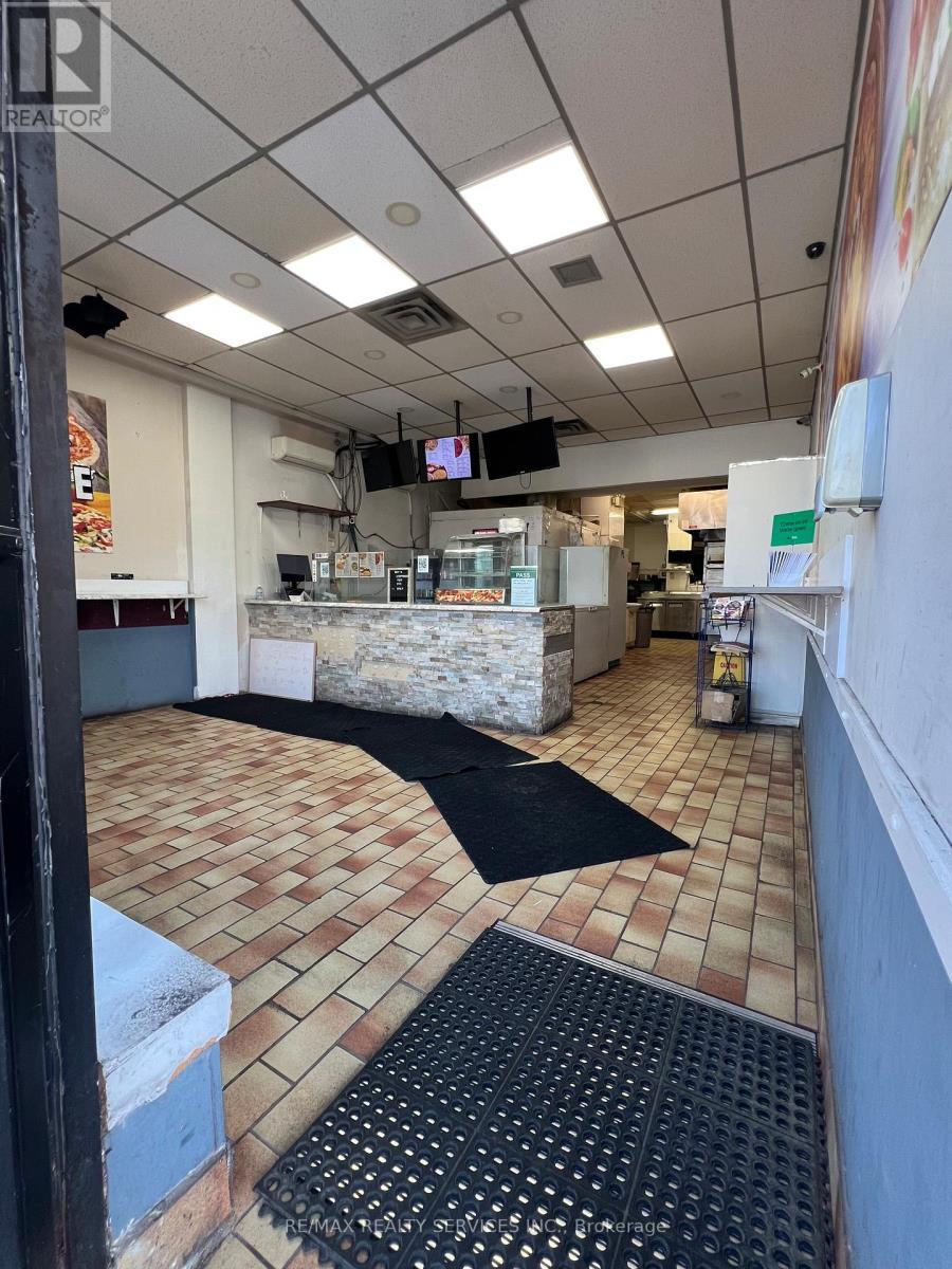 243 Wharncliffe Road N, London North, ON