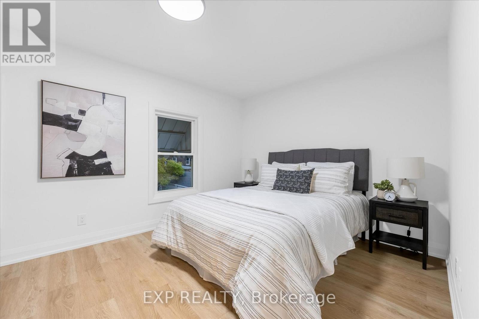 9 Ford Street, Hamilton, ON - Indoor Photo Showing Bedroom