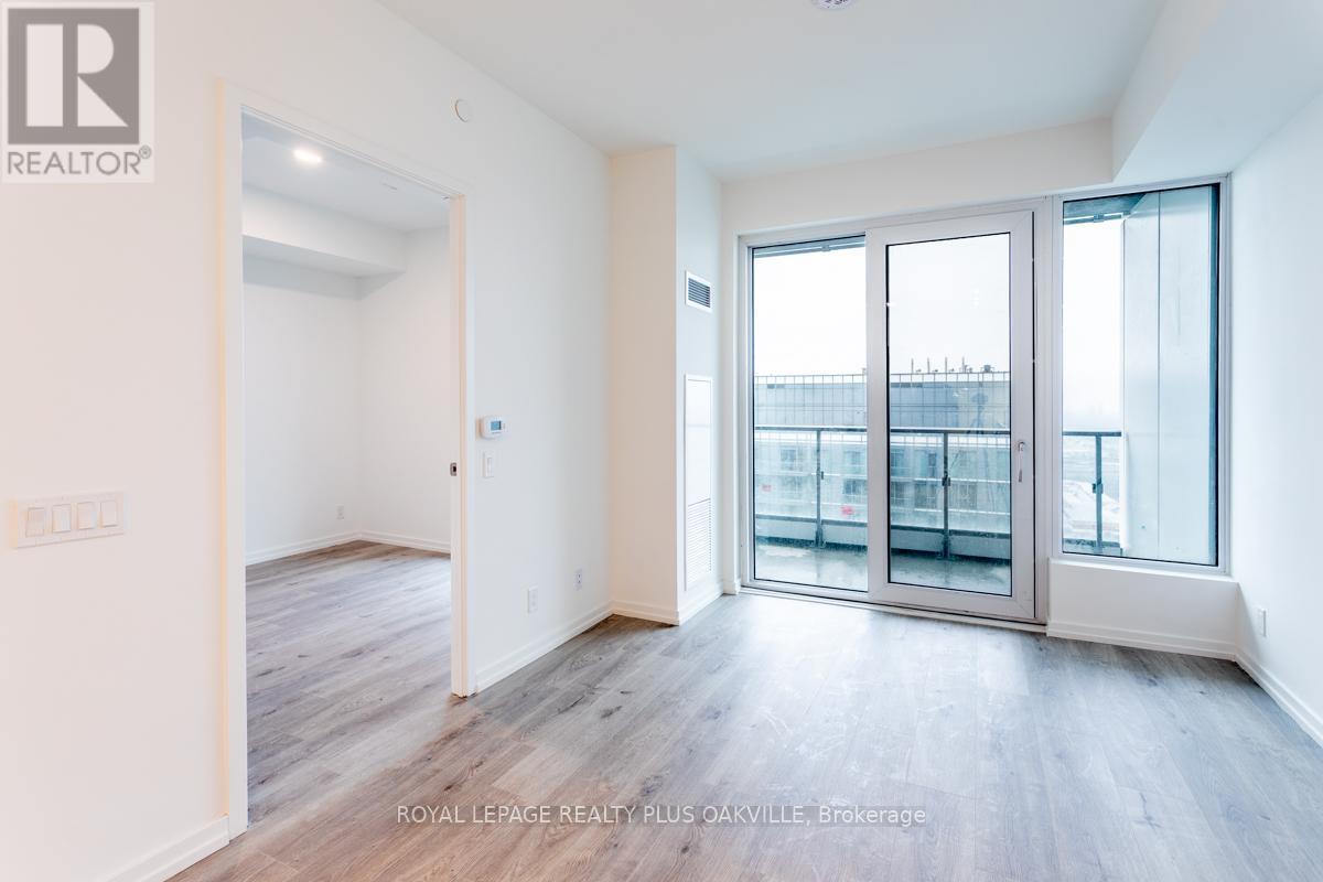 4110 - 7890 Jane Street, Vaughan, ON - Indoor Photo Showing Other Room