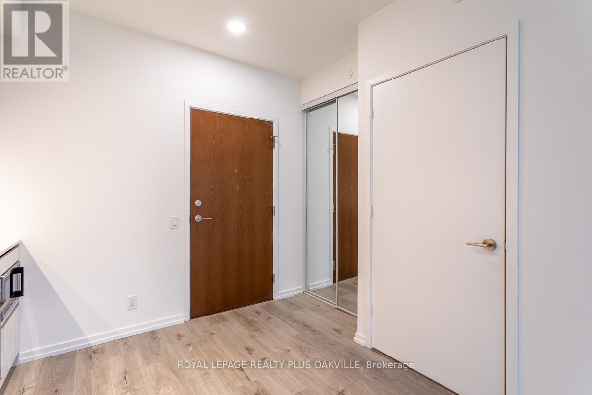 4110 - 7890 Jane Street, Vaughan, ON - Indoor Photo Showing Other Room