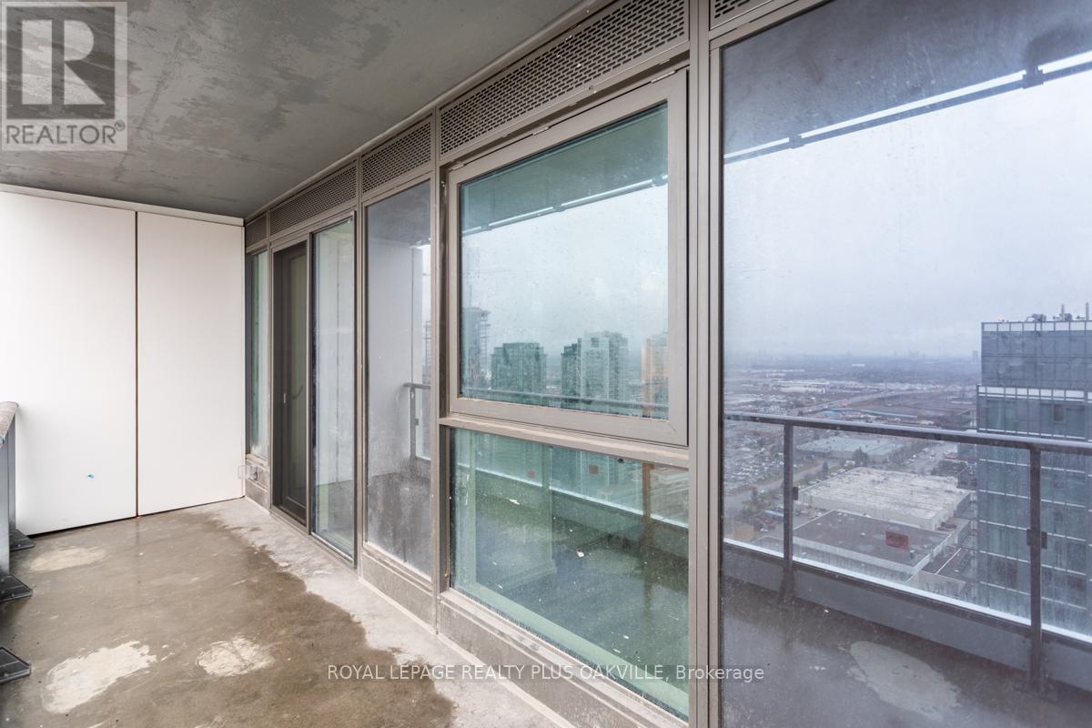 4110 - 7890 Jane Street, Vaughan, ON - Outdoor With Balcony With Exterior