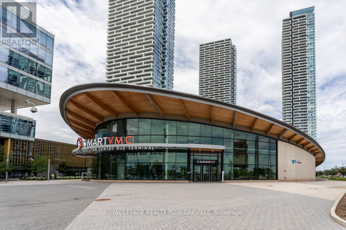4110 - 7890 Jane Street, Vaughan, ON - Outdoor With Balcony