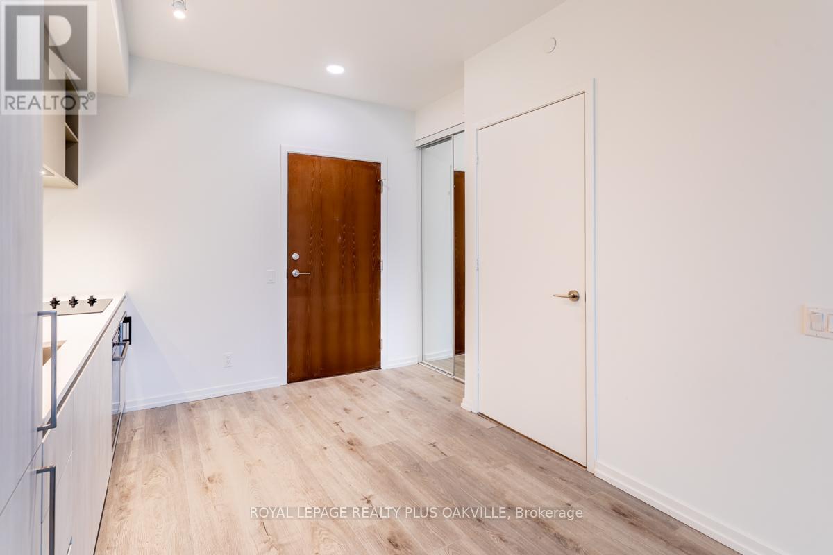 4110 - 7890 Jane Street, Vaughan, ON - Indoor Photo Showing Other Room