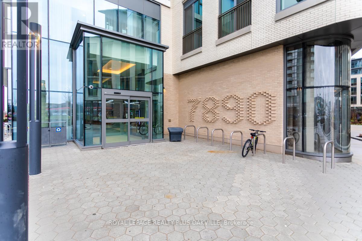 4110 - 7890 Jane Street, Vaughan, ON - Outdoor With Exterior