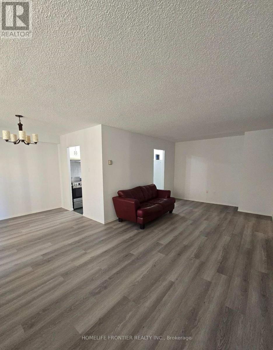 205 - 180 Dudley Avenue, Markham, ON - Indoor