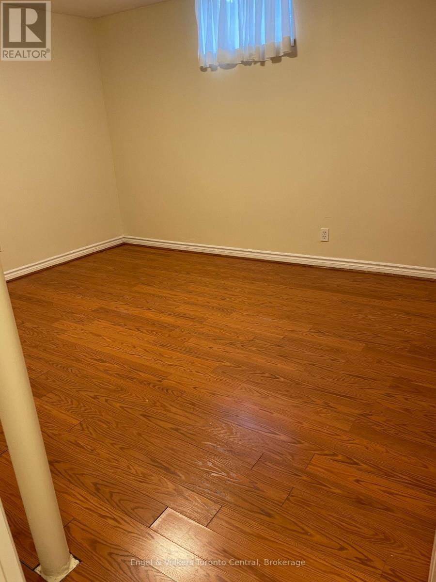 27 Mair Mills Drive, Collingwood, ON - Indoor Photo Showing Other Room