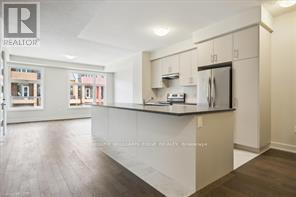 1237 Anthonia Trail, Oakville, ON - Indoor Photo Showing Kitchen With Upgraded Kitchen