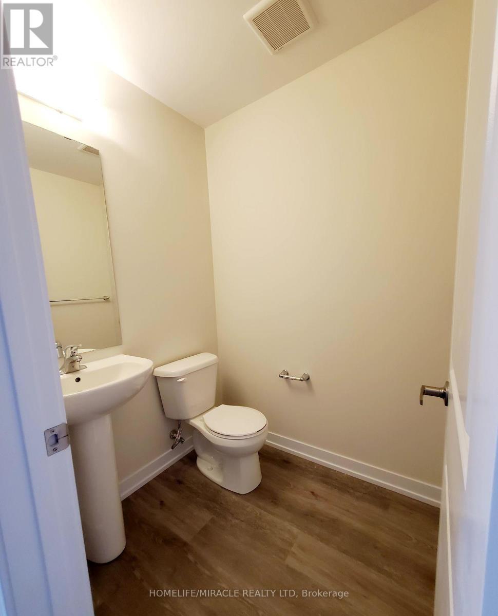 2 - 7789 Kalar Road, Niagara Falls, ON - Indoor Photo Showing Bathroom