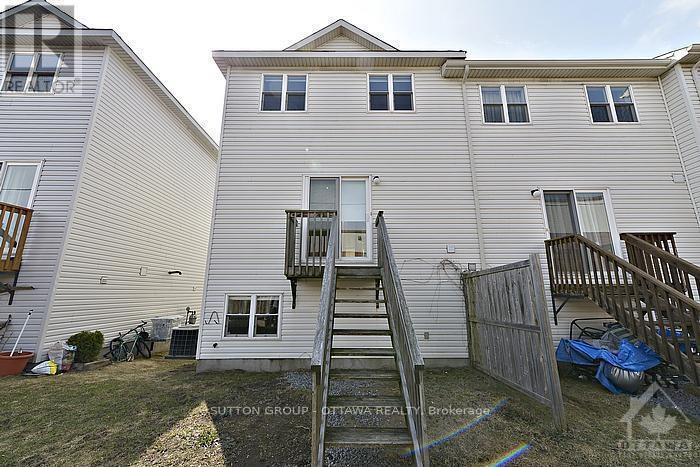 17 Glenhaven Private, Ottawa, ON