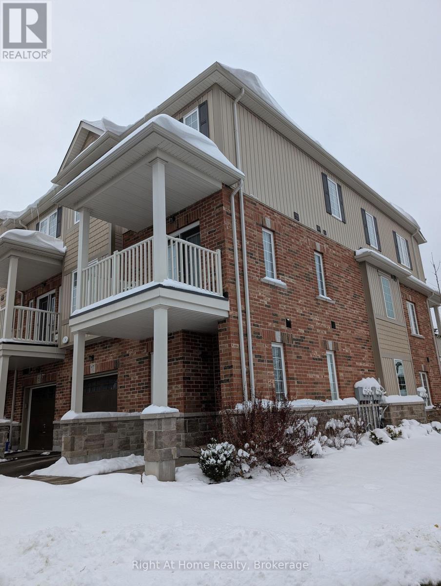 17 Roseberry Lane, Kitchener, ON - Outdoor With Balcony