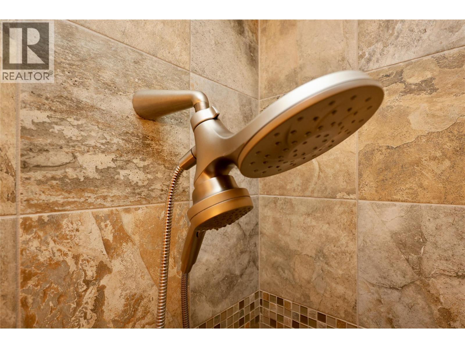 1336 Palliser Trail Unit# 9, Golden, BC - Indoor Photo Showing Other Room