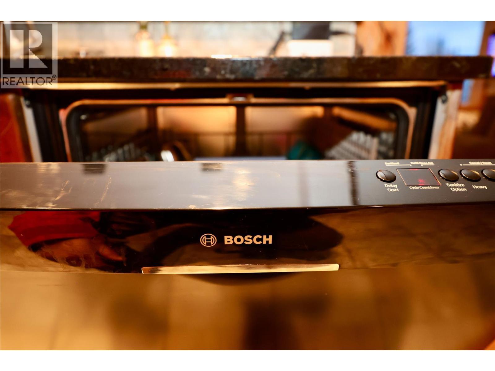 1336 Palliser Trail Unit# 9, Golden, BC - Indoor