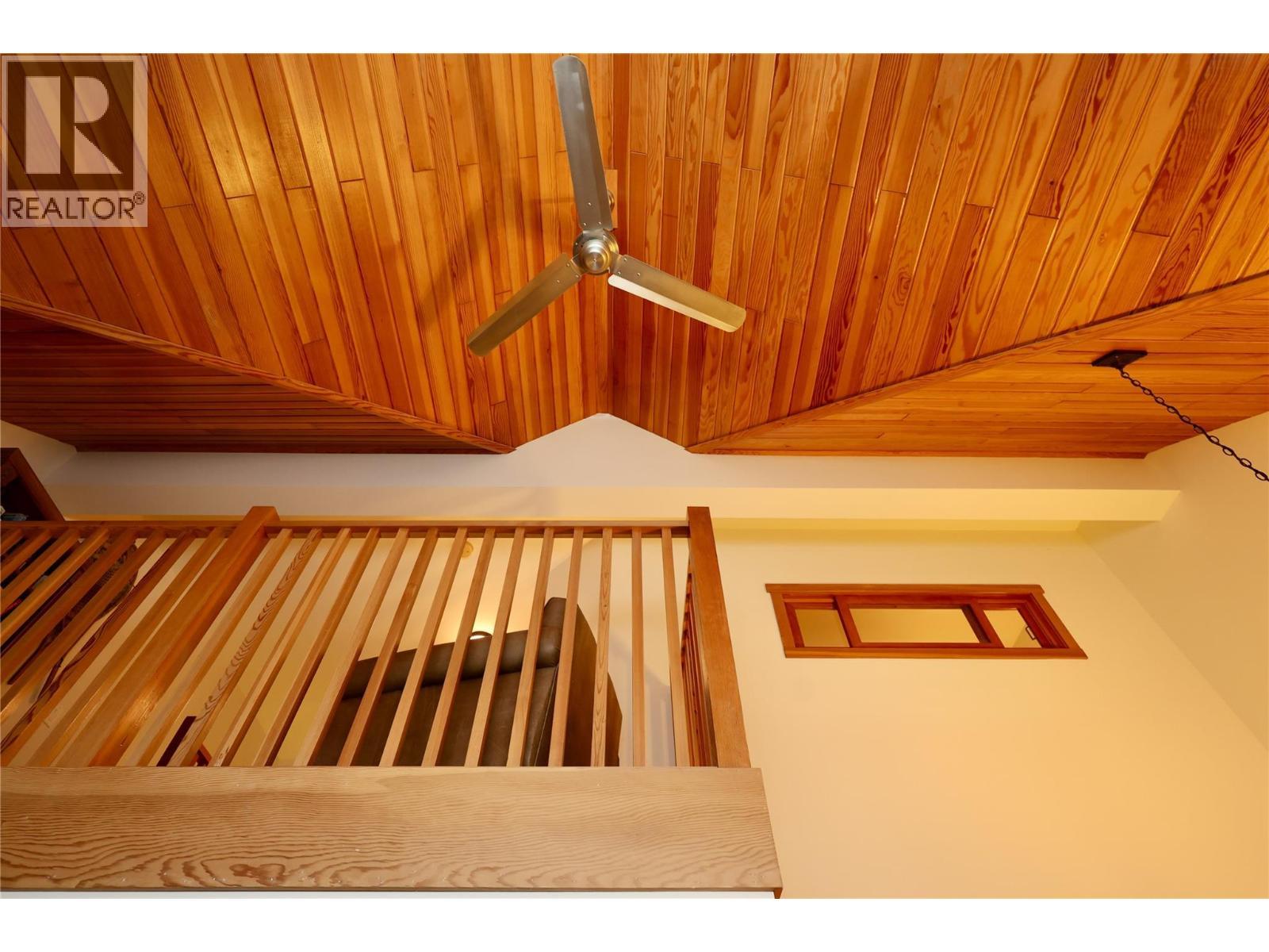 1336 Palliser Trail Unit# 9, Golden, BC - Indoor Photo Showing Other Room