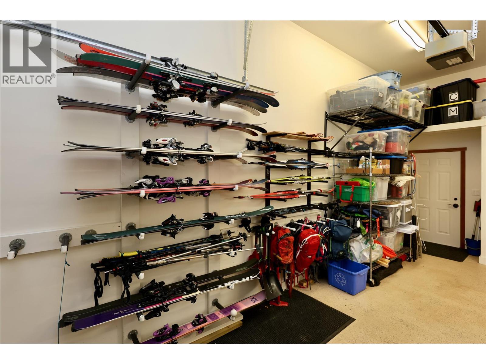 1336 Palliser Trail Unit# 9, Golden, BC - Indoor