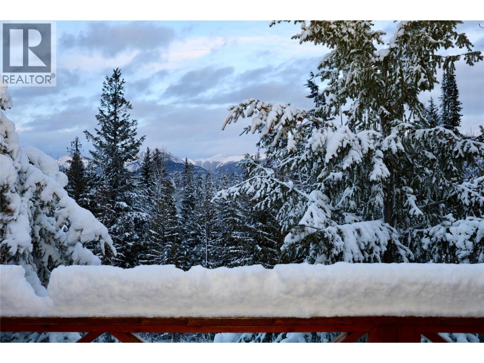 1336 Palliser Trail Unit# 9, Golden, BC - Outdoor