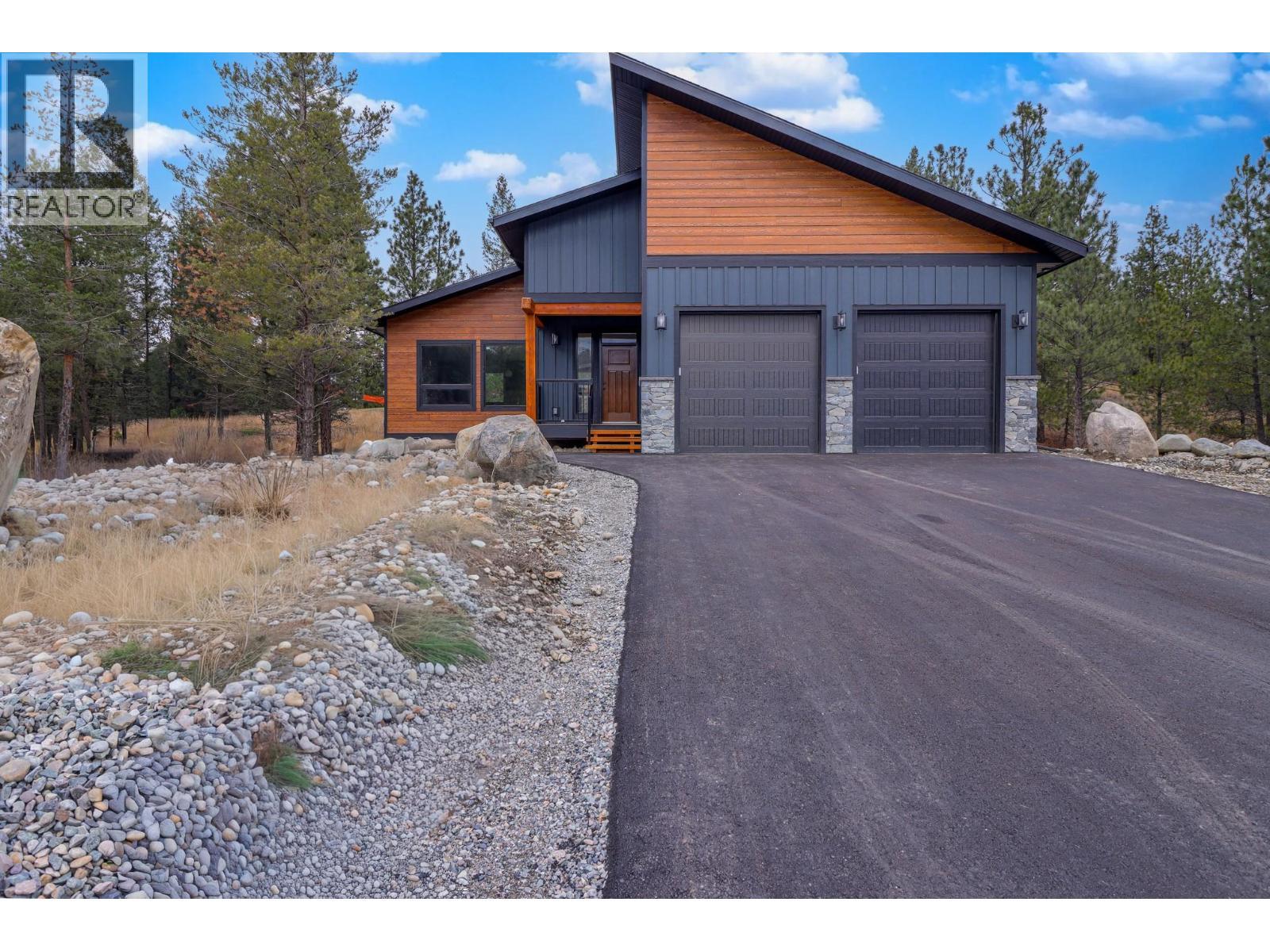 136 Shadow Mountain Boulevard, Cranbrook, BC - Outdoor