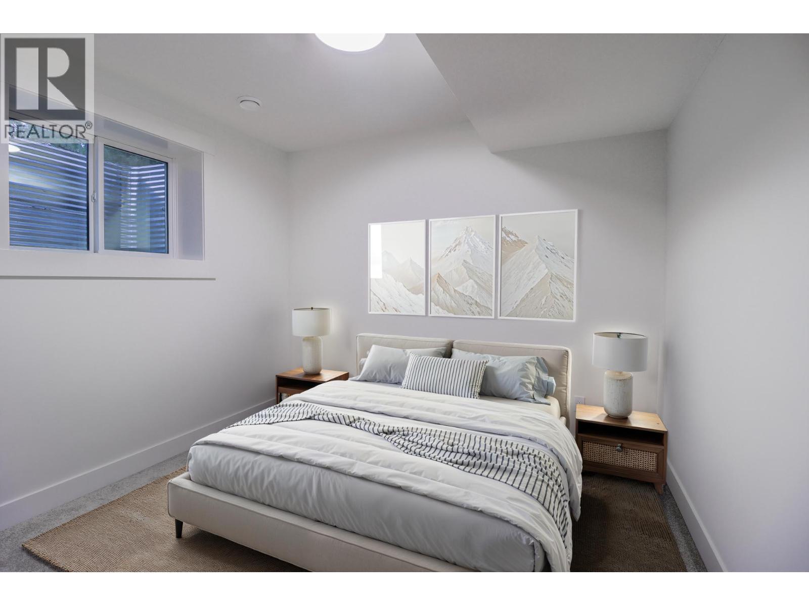 1 of 2 basement bedrooms - 136 Shadow Mountain Boulevard, Cranbrook, BC - Indoor Photo Showing Bedroom