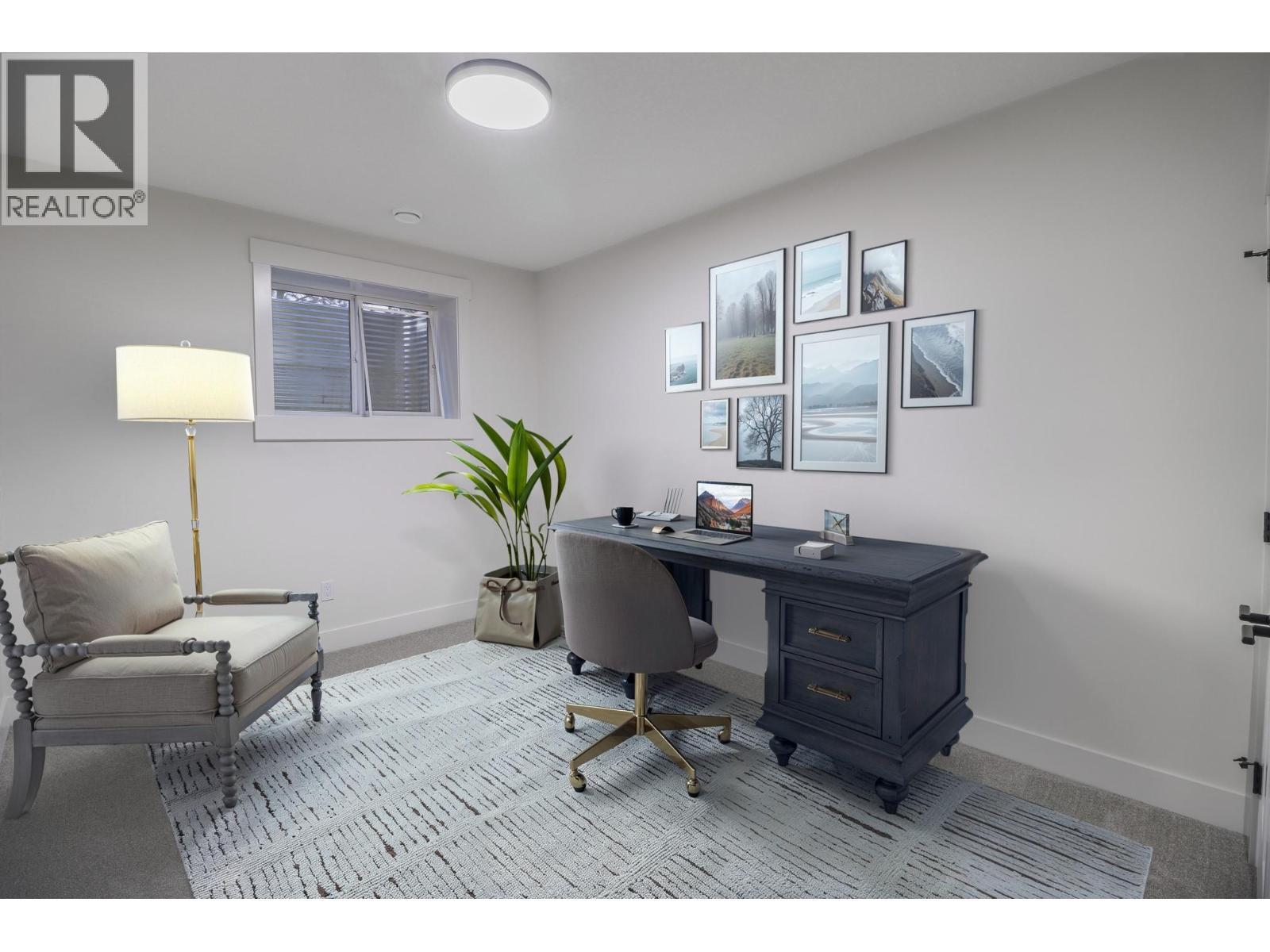 2 of 2 basement bedrooms - 136 Shadow Mountain Boulevard, Cranbrook, BC - Indoor Photo Showing Office