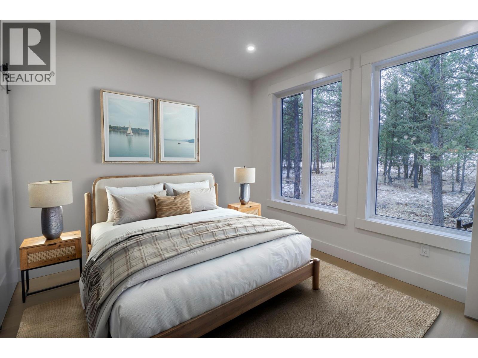 128 Shadow Mountain Boulevard, Cranbrook, BC - Indoor Photo Showing Bathroom