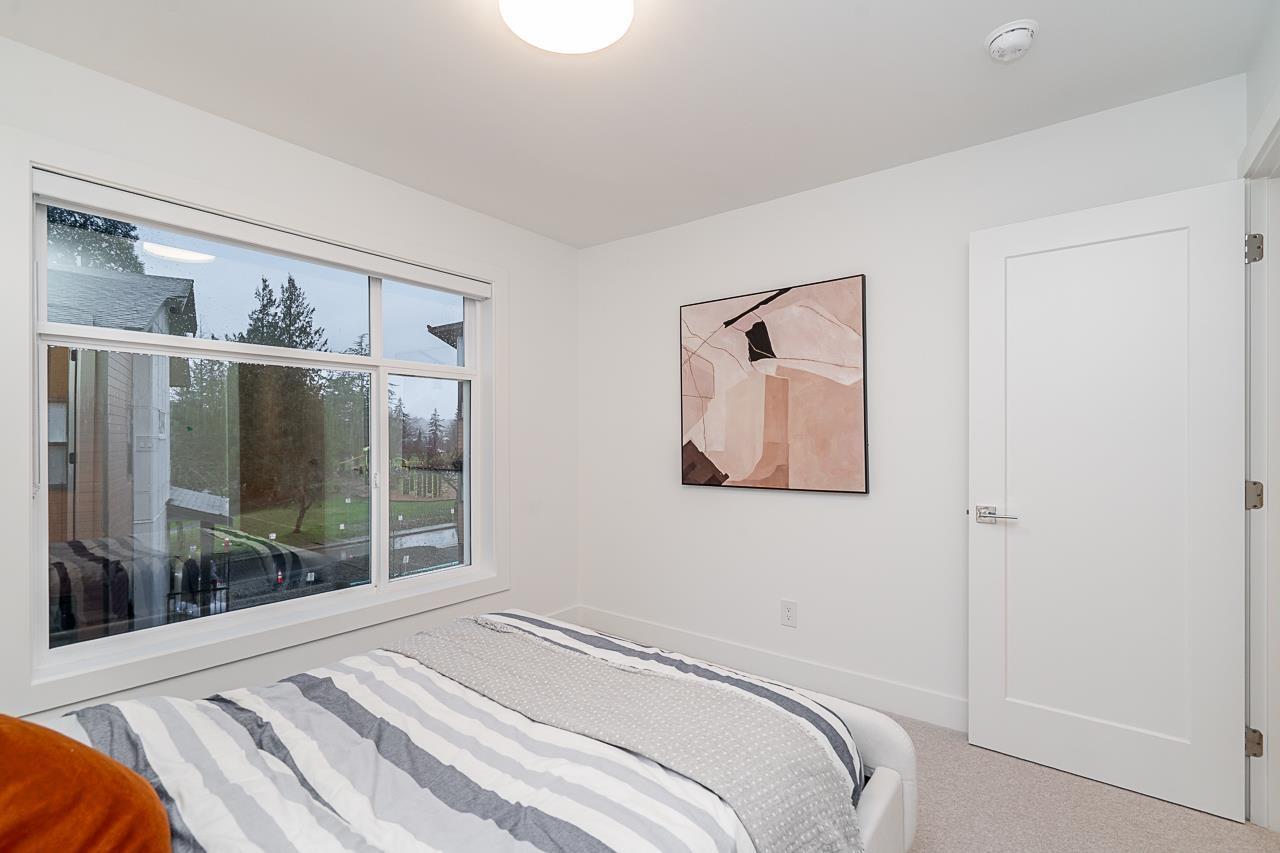 107 5330 198 Street, Langley, BC - Indoor Photo Showing Bedroom