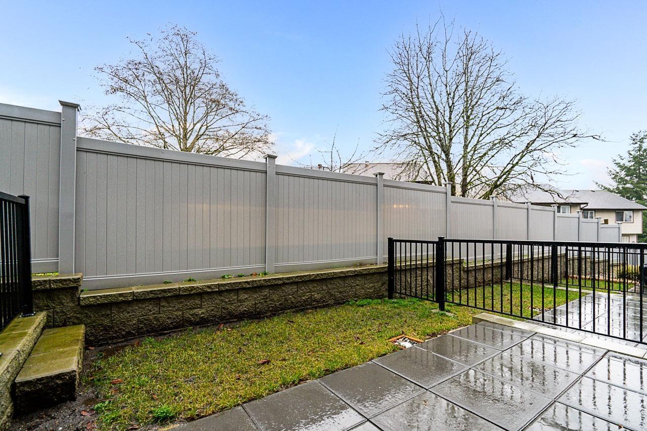 107 5330 198 Street, Langley, BC - Outdoor