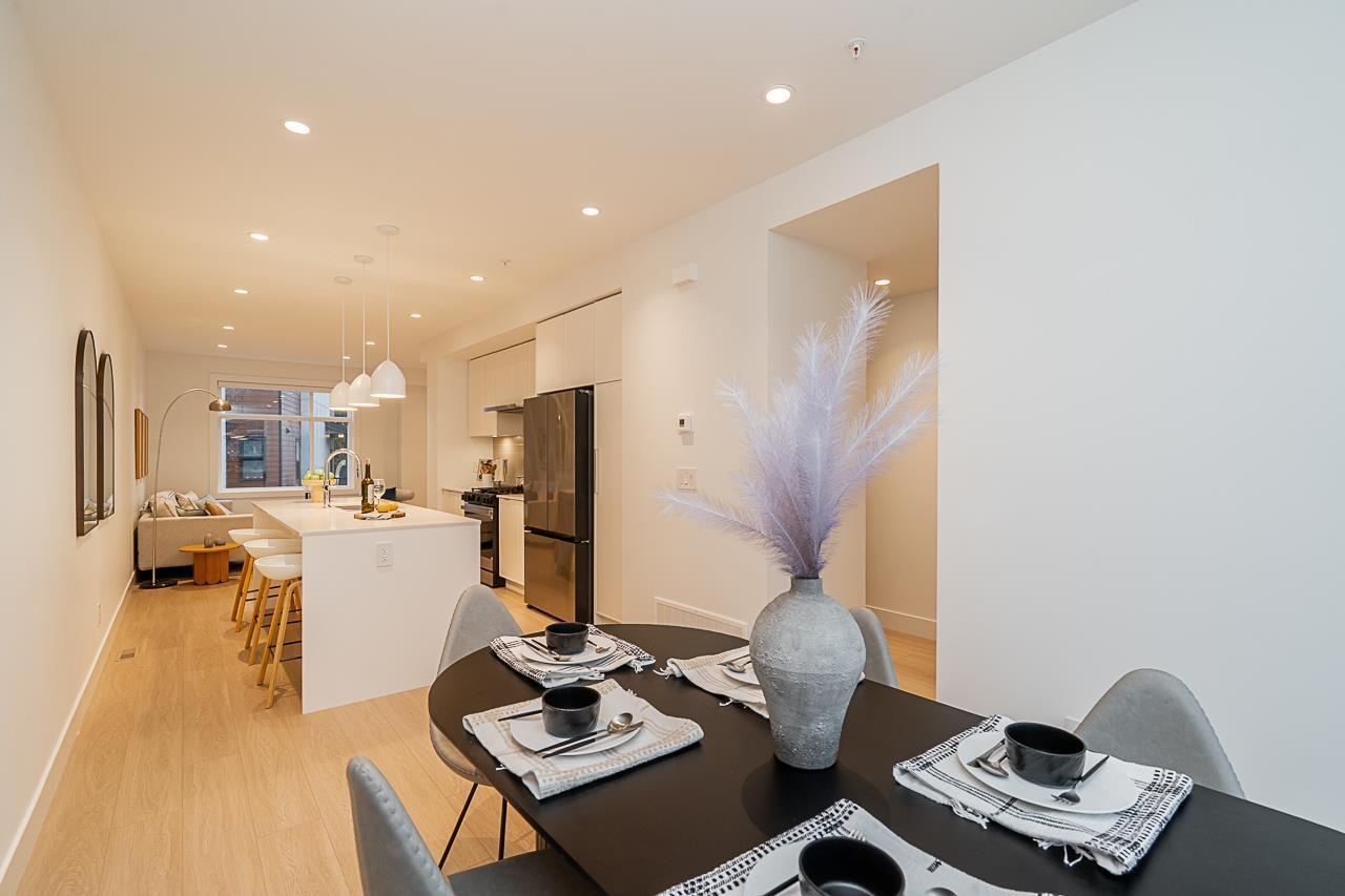 107 5330 198 Street, Langley, BC - Indoor