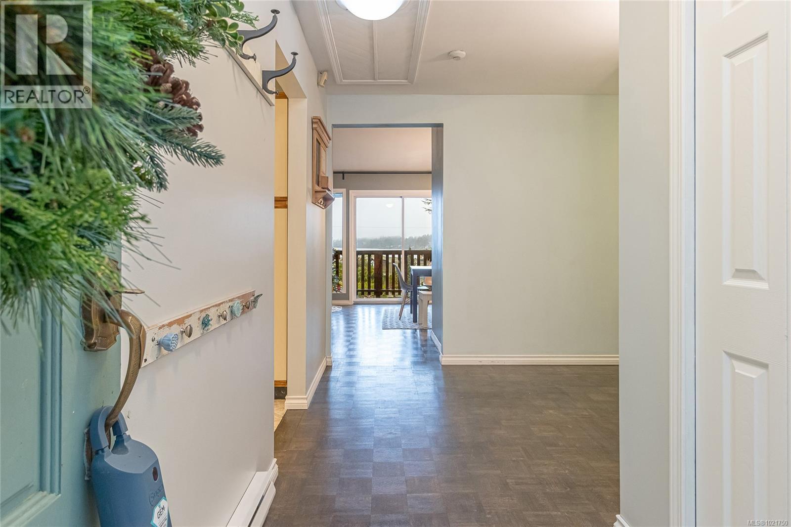 1850 Delanice Way, Nanoose Bay, BC - Indoor Photo Showing Other Room