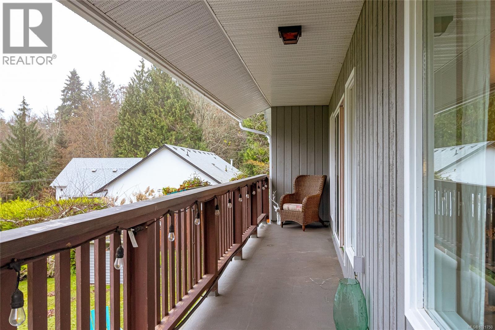1850 Delanice Way, Nanoose Bay, BC - Outdoor With Deck Patio Veranda With Exterior