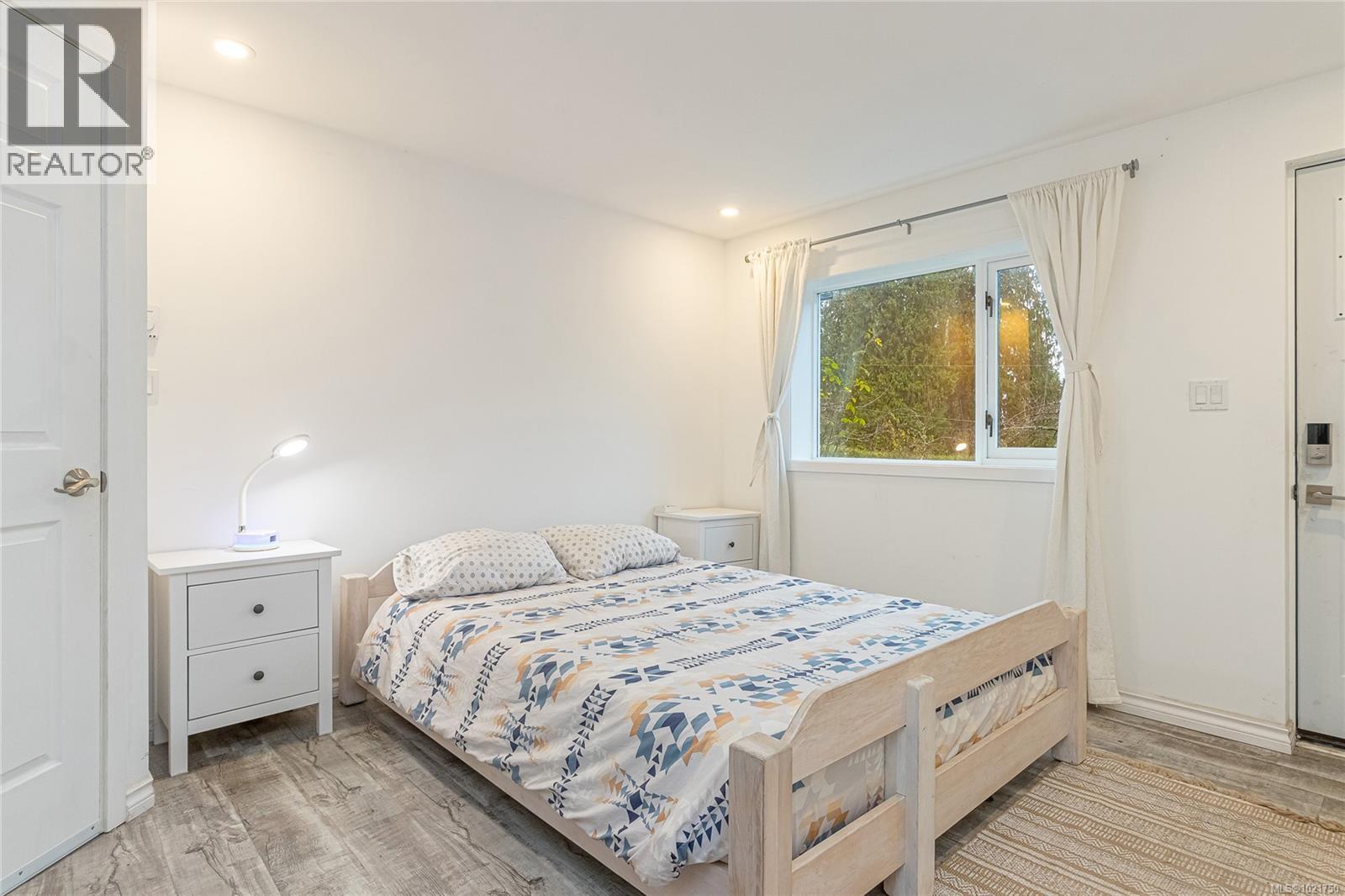 1850 Delanice Way, Nanoose Bay, BC - Indoor Photo Showing Bedroom