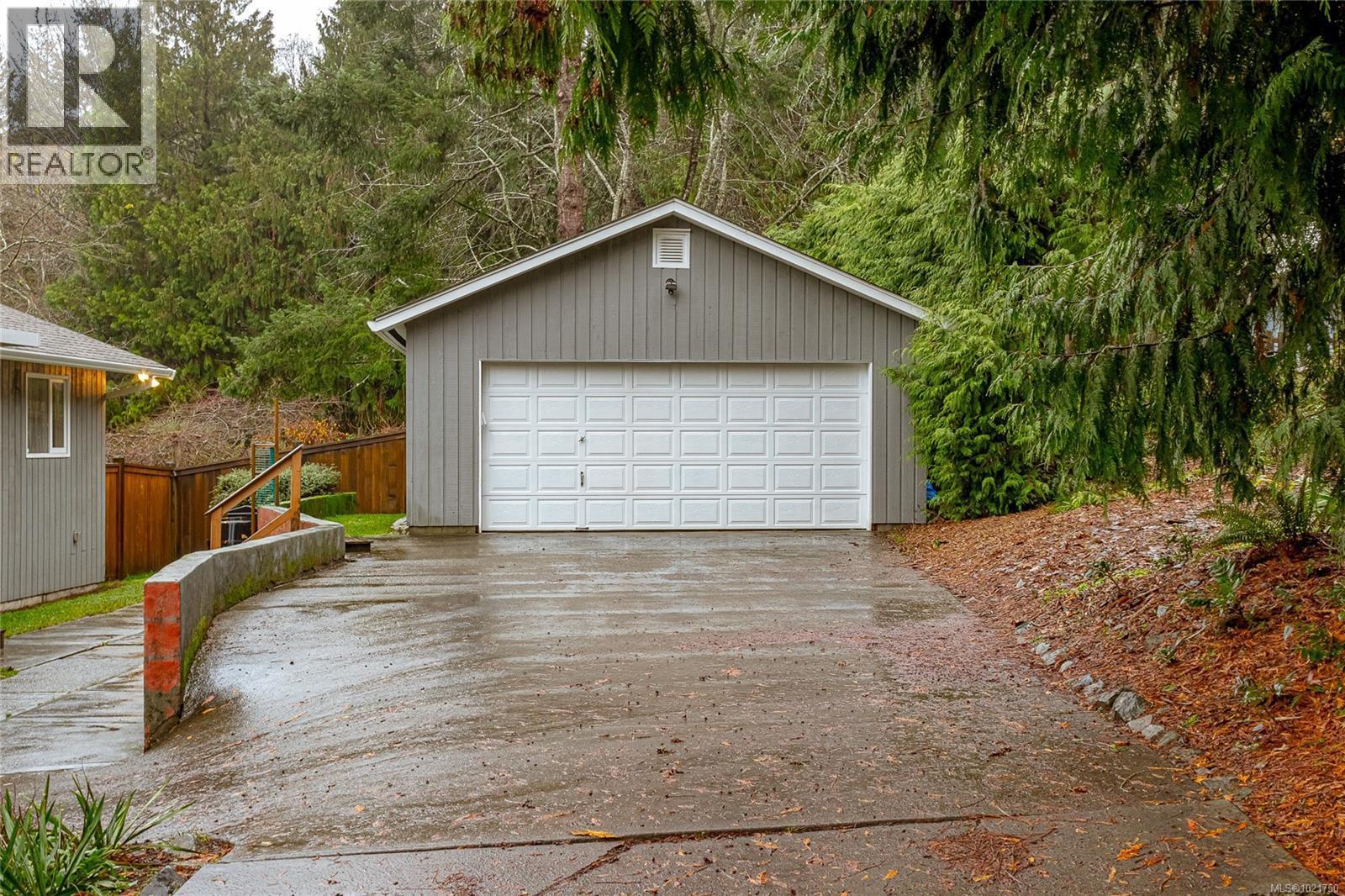 1850 Delanice Way, Nanoose Bay, BC - Outdoor With Exterior