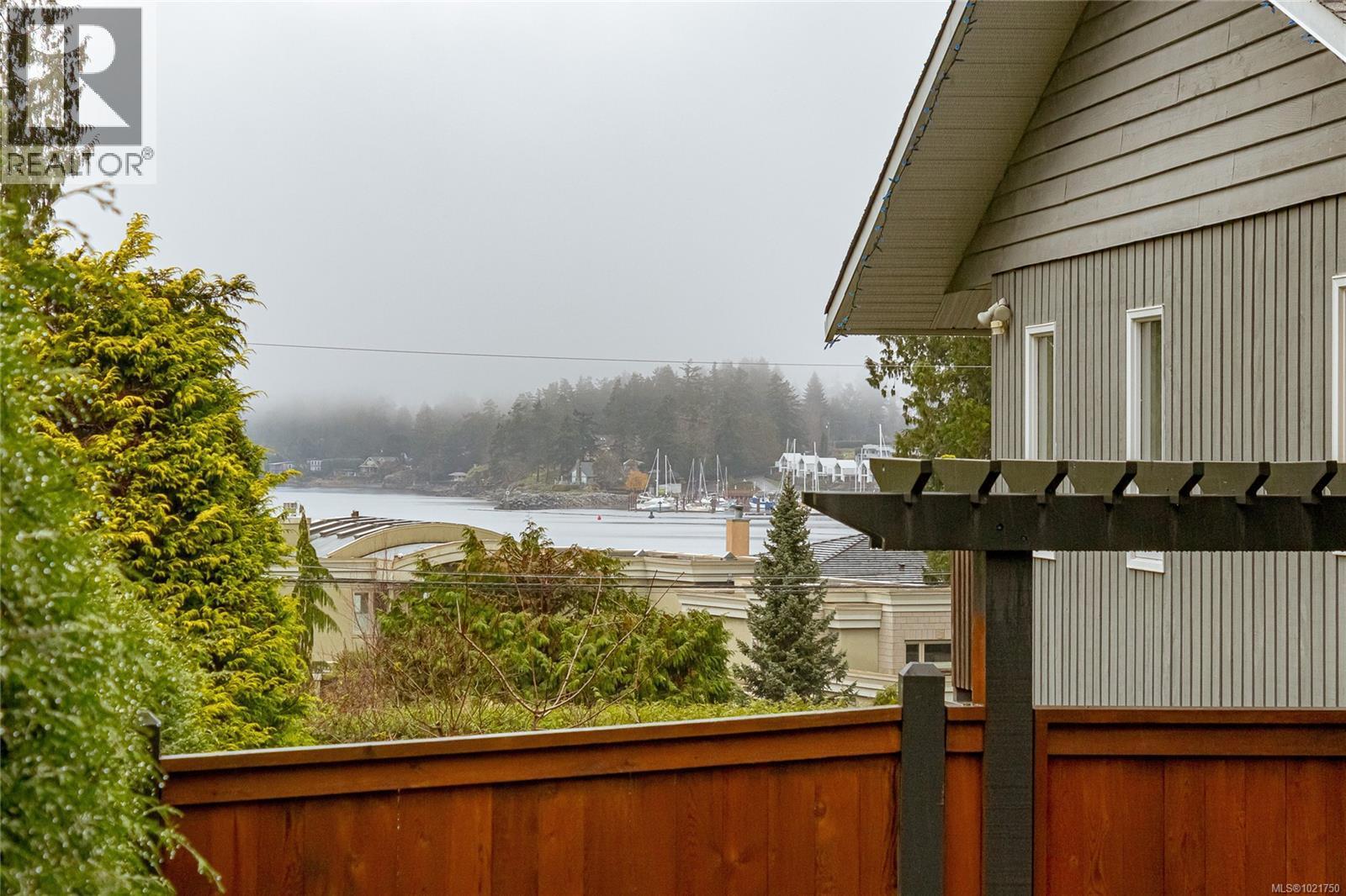 1850 Delanice Way, Nanoose Bay, BC - Outdoor