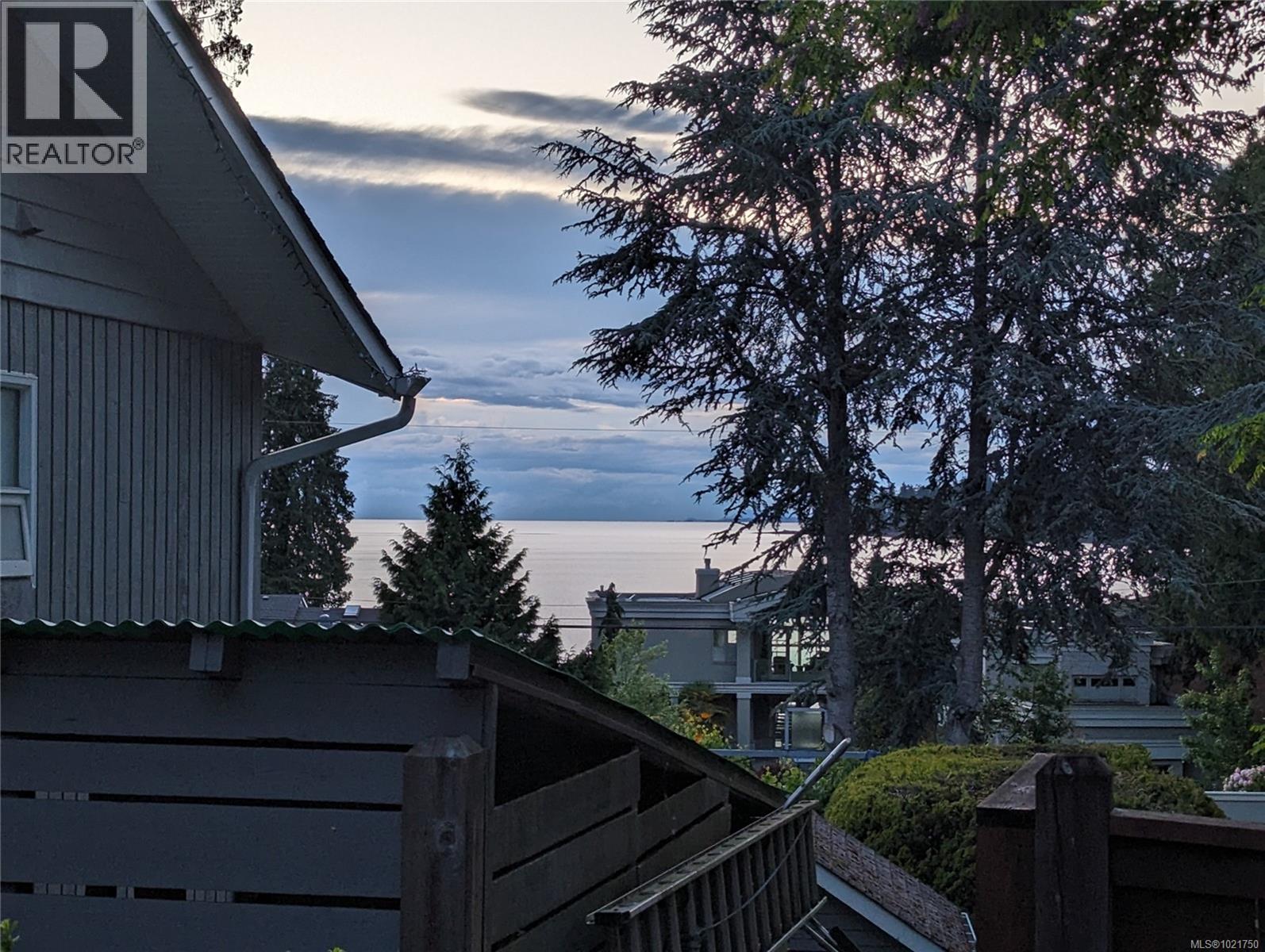 1850 Delanice Way, Nanoose Bay, BC - Outdoor
