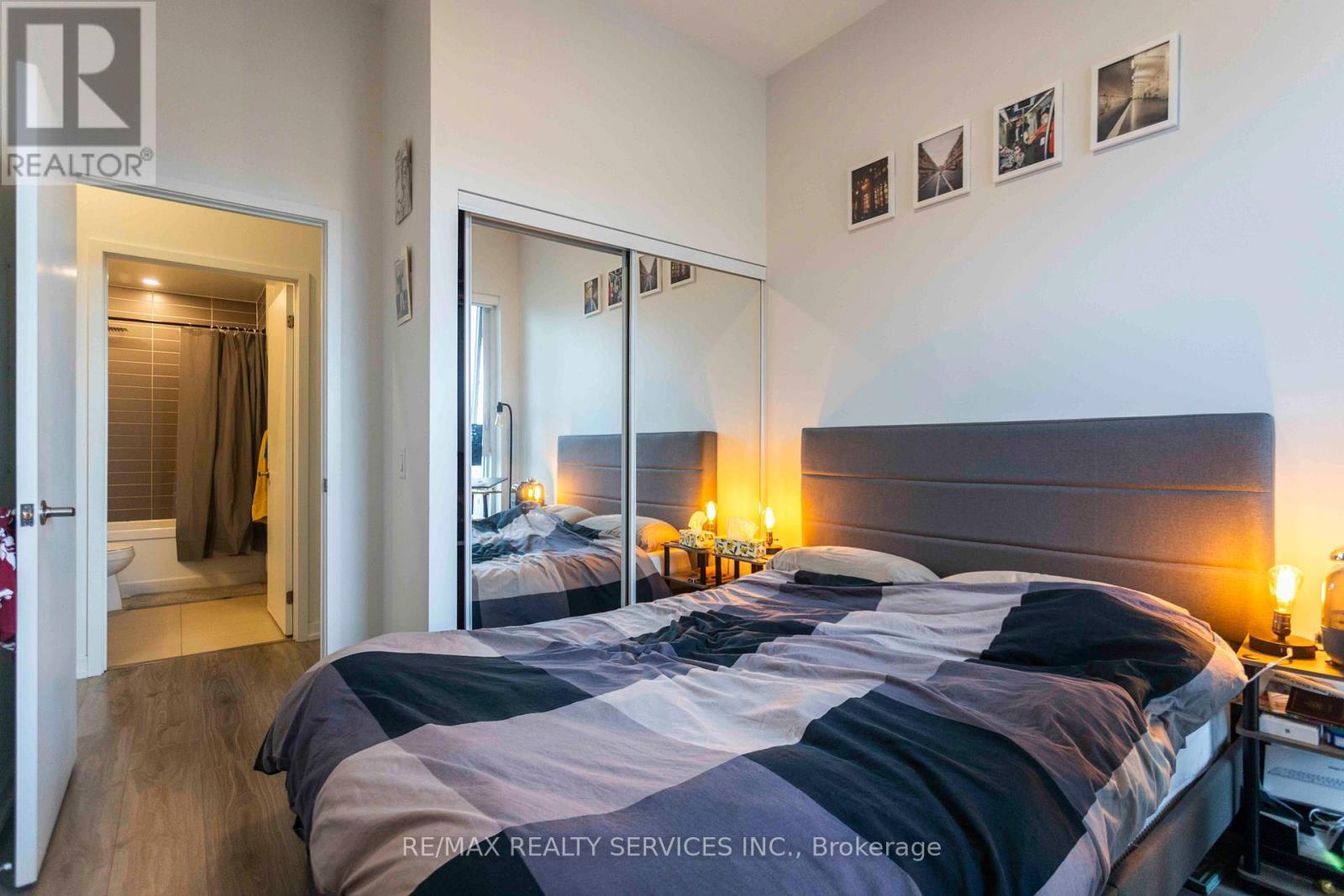 403 - 20 Tubman Avenue, Toronto, ON - Indoor Photo Showing Bedroom