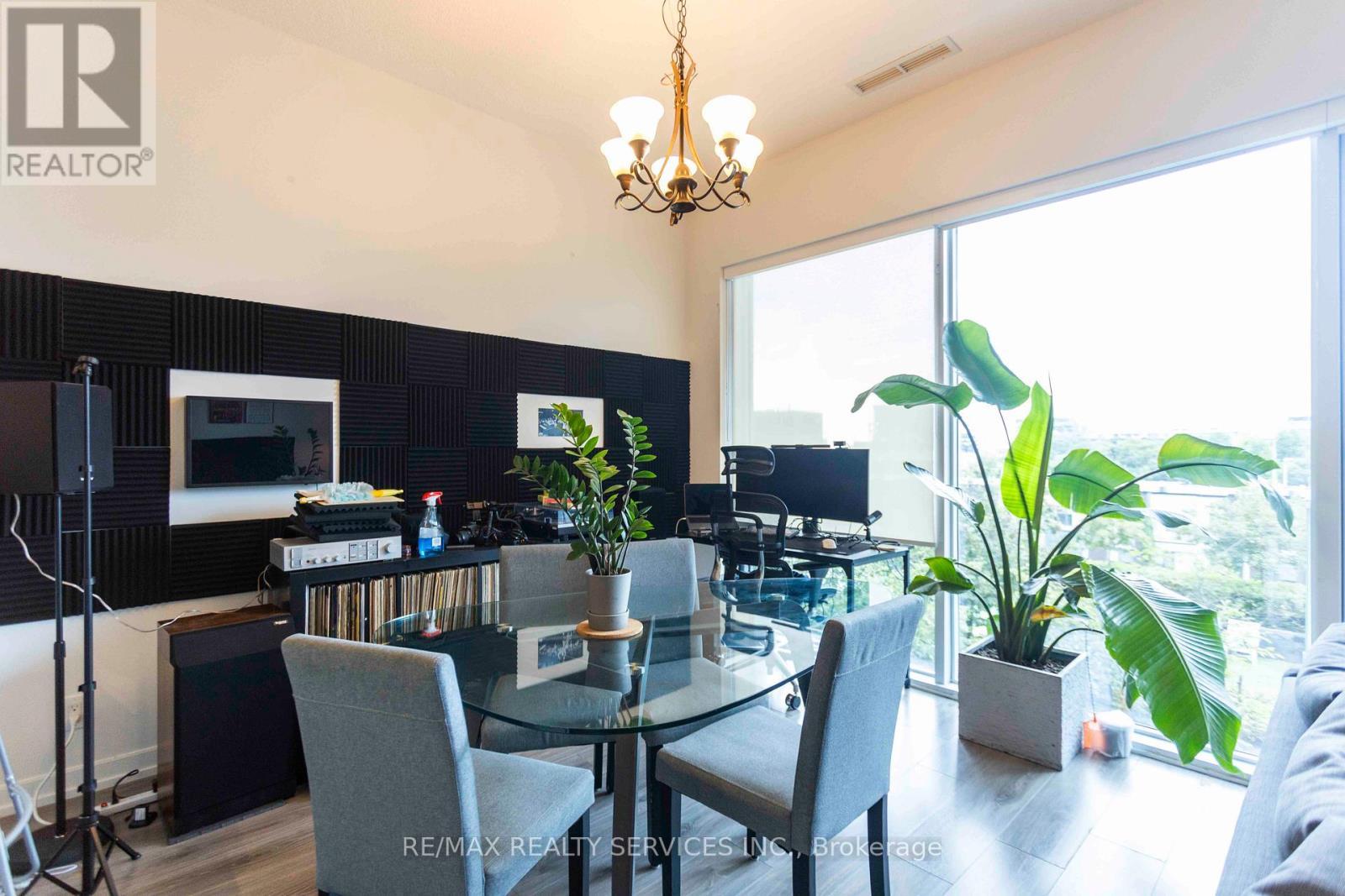 403 - 20 Tubman Avenue, Toronto, ON - Indoor Photo Showing Dining Room