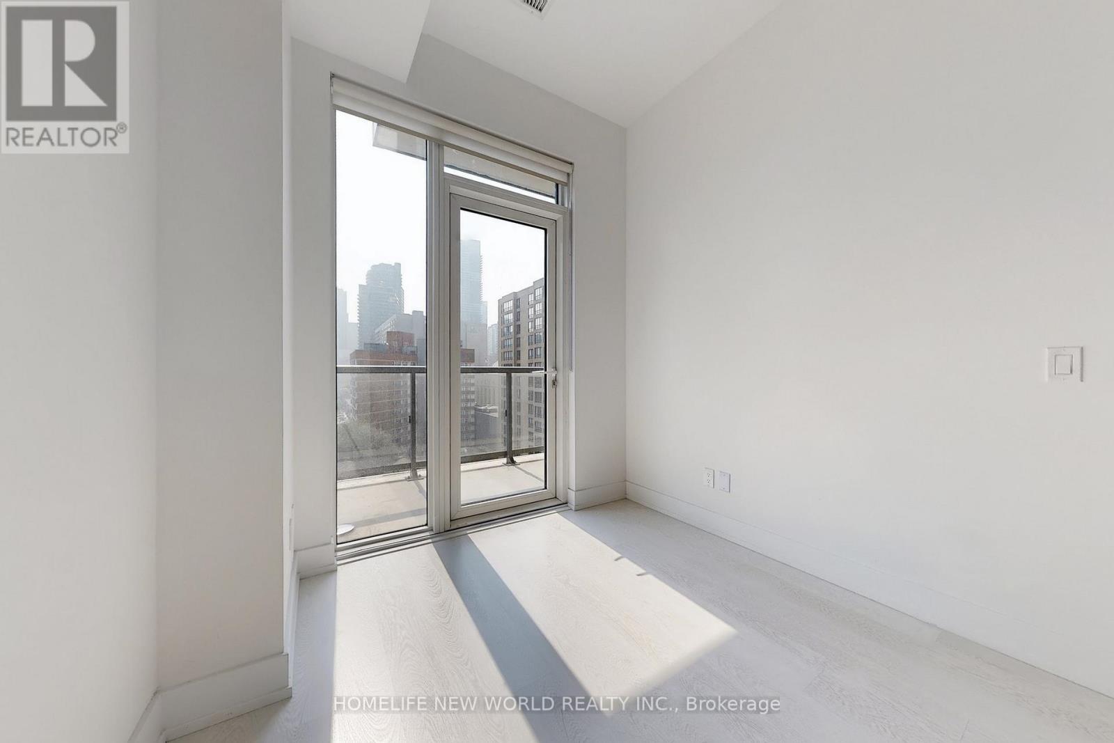 1004 - 308 Jarvis Street, Toronto, ON - Indoor Photo Showing Other Room