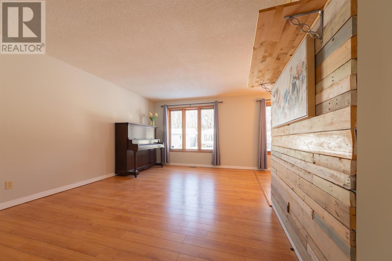 61 Muriel Dr, Sault Ste. Marie, ON - Indoor Photo Showing Other Room