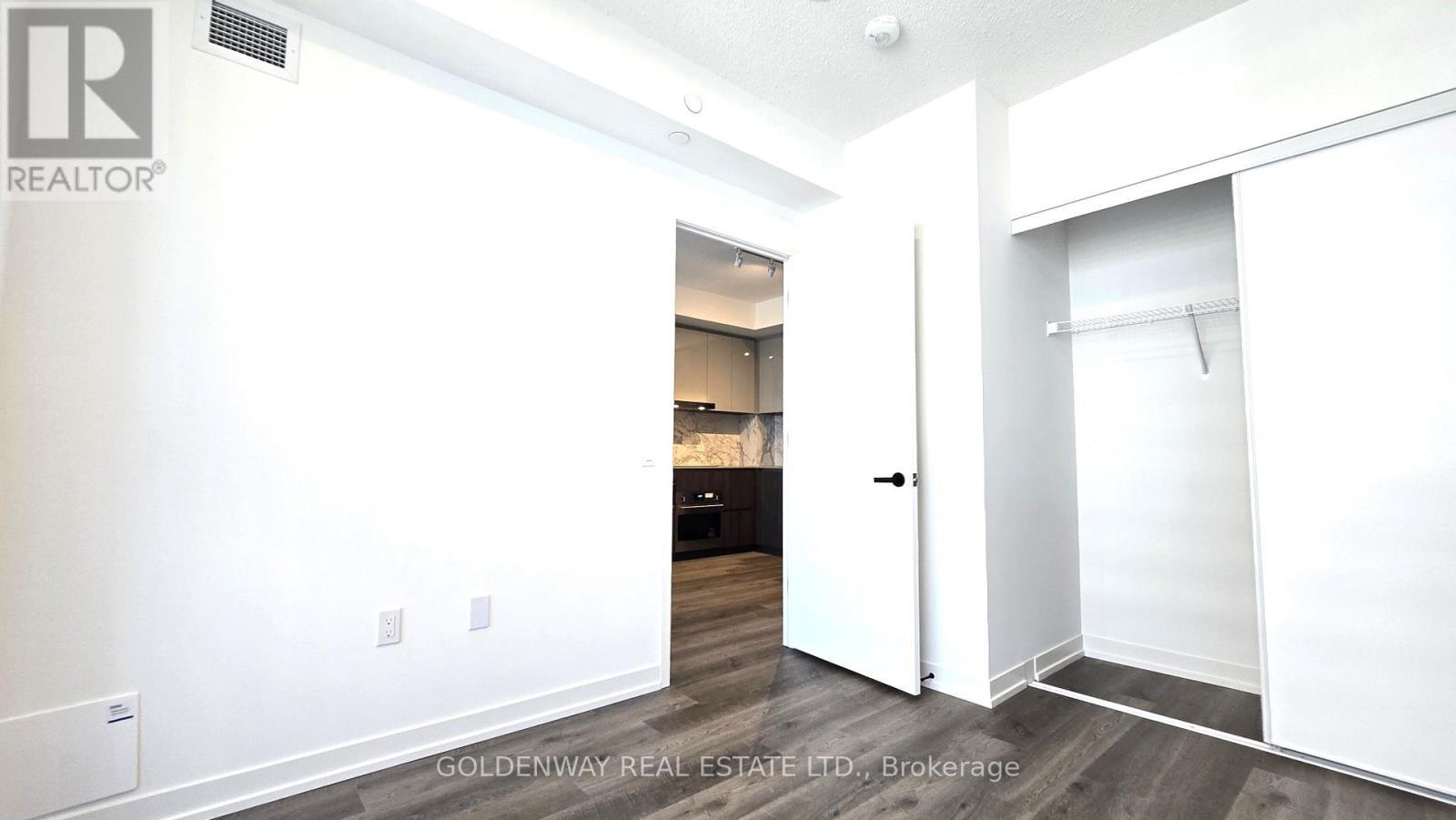 4515 - 8 Interchange Way, Vaughan, ON - Indoor Photo Showing Other Room