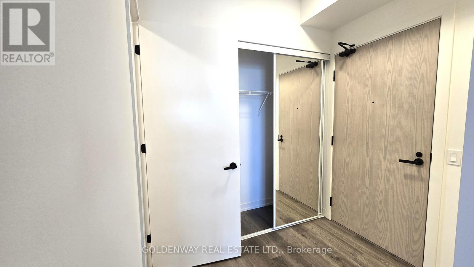4515 - 8 Interchange Way, Vaughan, ON - Indoor Photo Showing Other Room