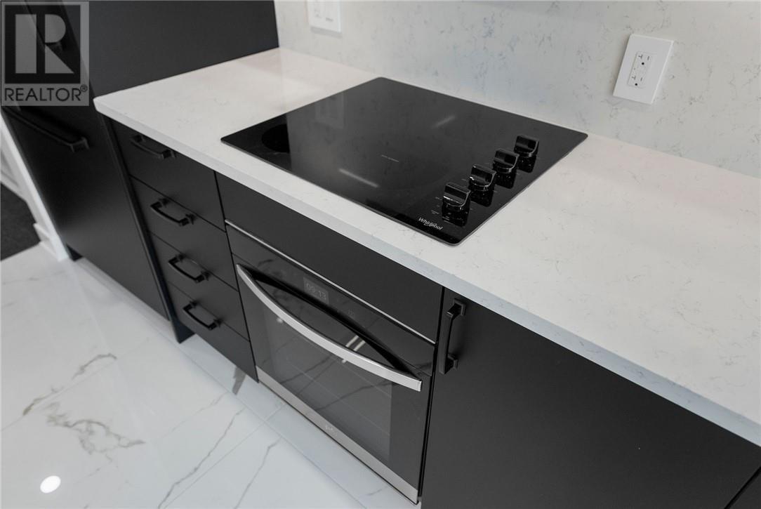 180 George Street Unit# Ph208, Ottawa, ON - Indoor Photo Showing Kitchen