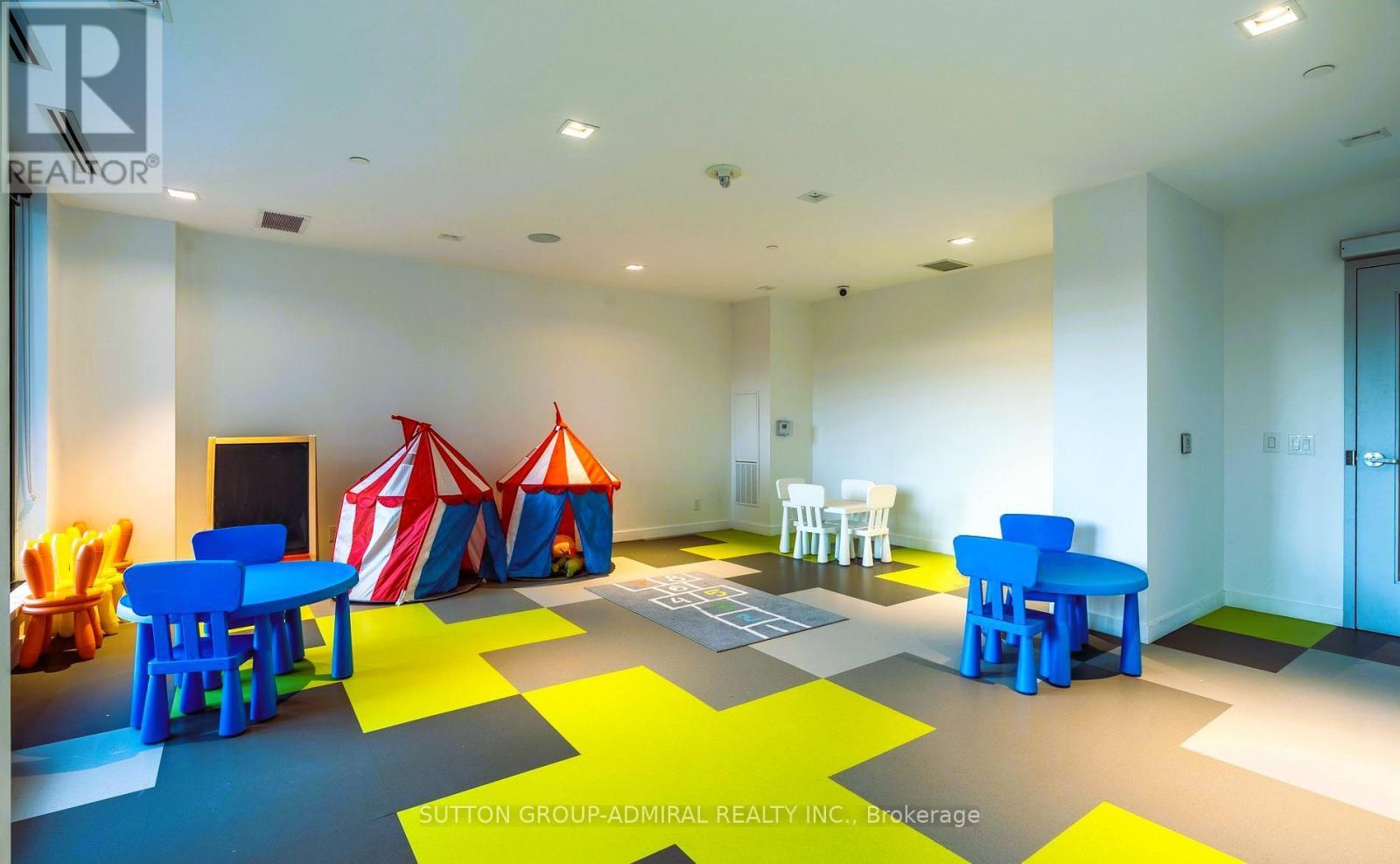 404 - 7 Smith Crescent, Toronto, ON - Indoor Photo Showing Other Room