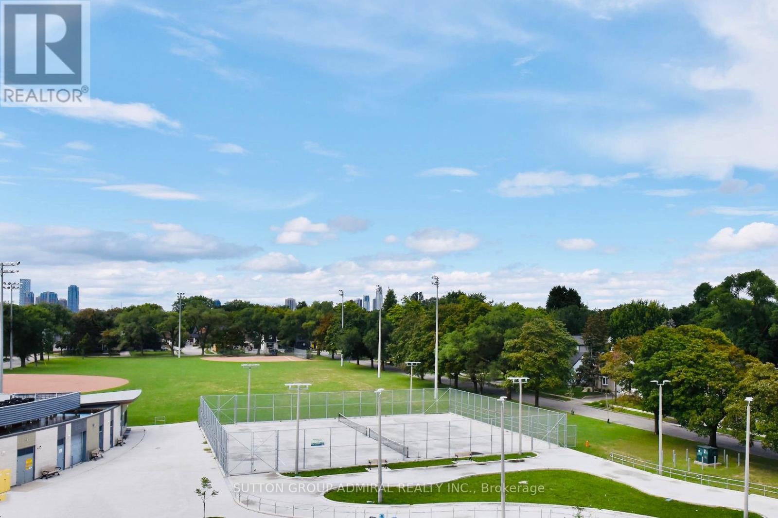 404 - 7 Smith Crescent, Toronto, ON - Outdoor