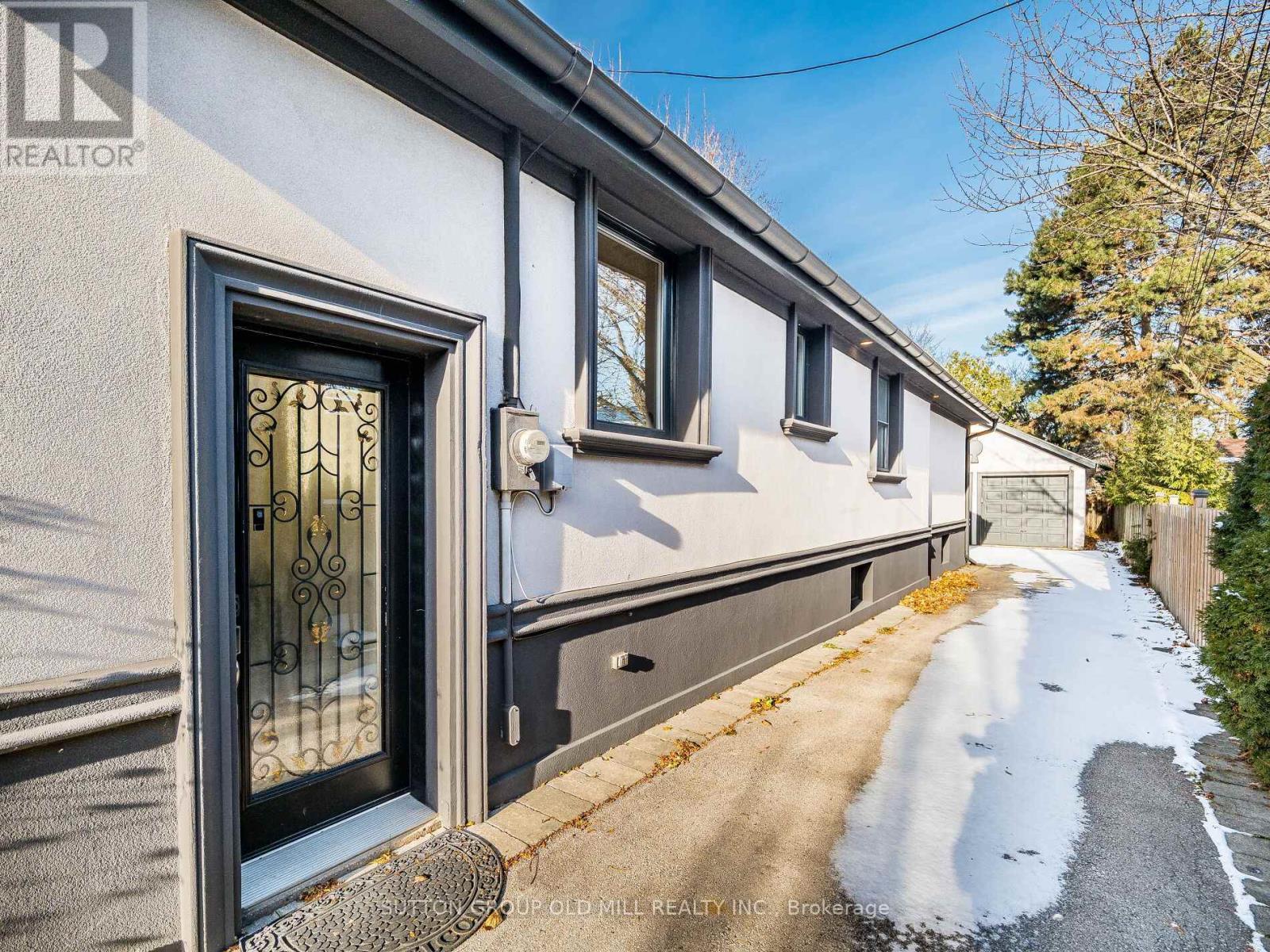 24 Cowley Avenue, Toronto, ON - Outdoor With Exterior