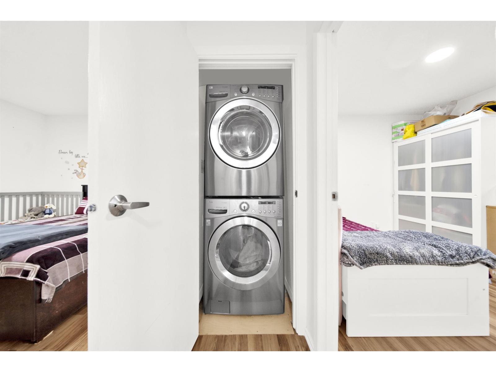 6369 173A Street, Surrey, BC - Indoor Photo Showing Laundry Room