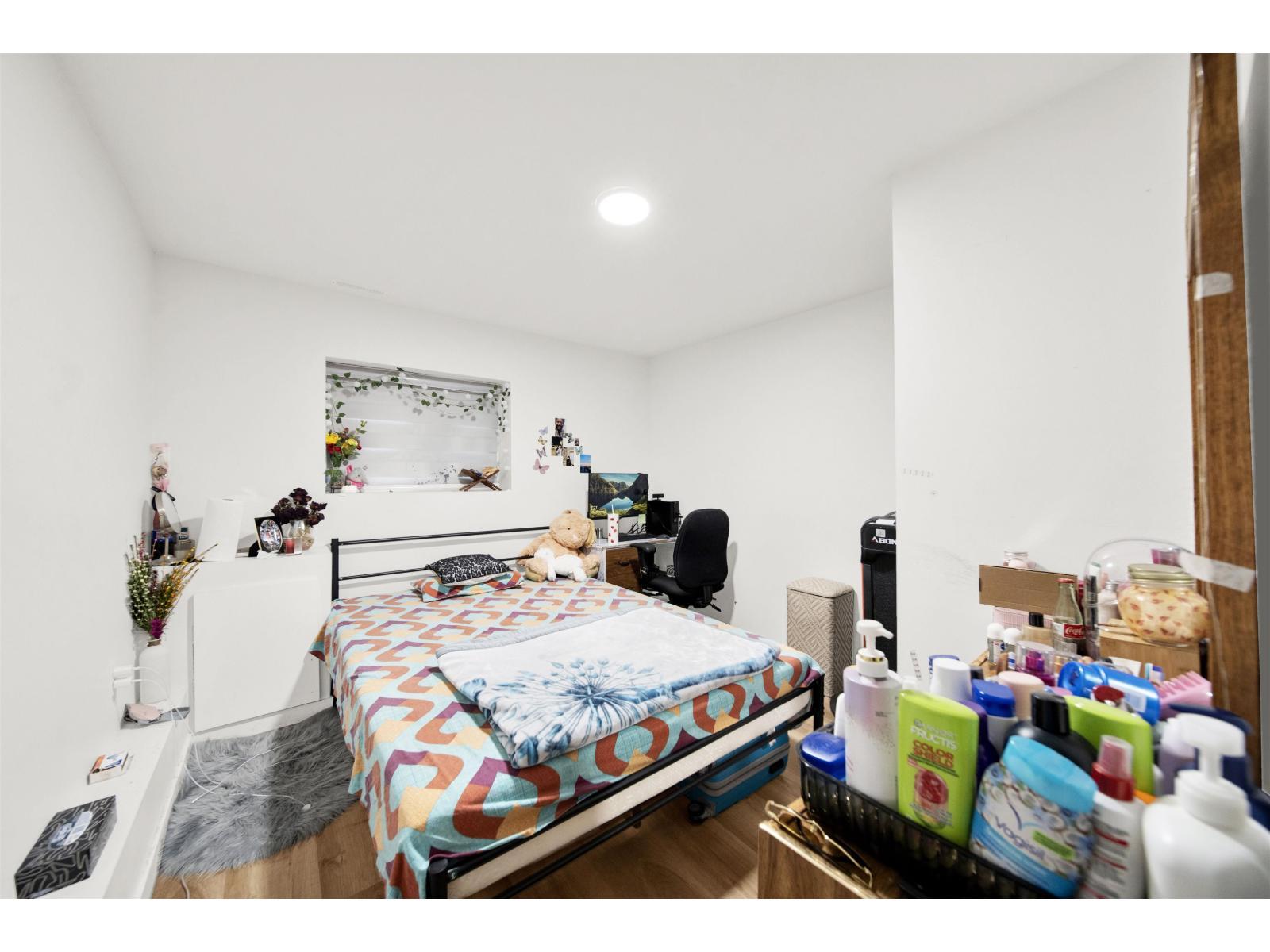 6369 173A Street, Surrey, BC - Indoor Photo Showing Bedroom