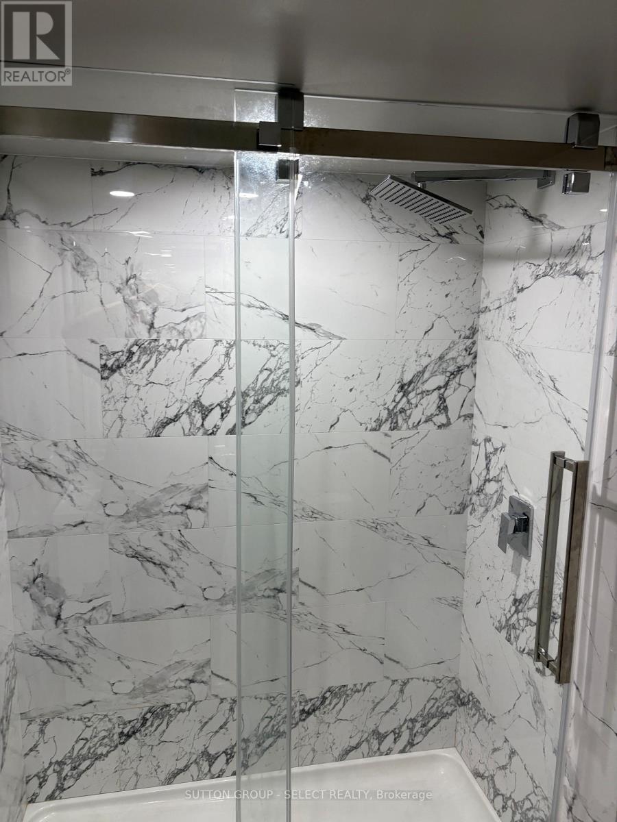 1703 - 363 Colborne Street, London East (East K), ON - Indoor Photo Showing Bathroom