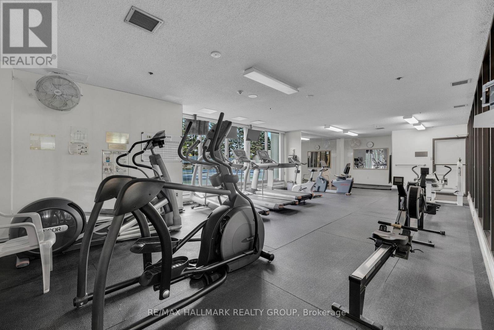 2204 - 1480 Riverside Drive, Ottawa, ON - Indoor Photo Showing Gym Room