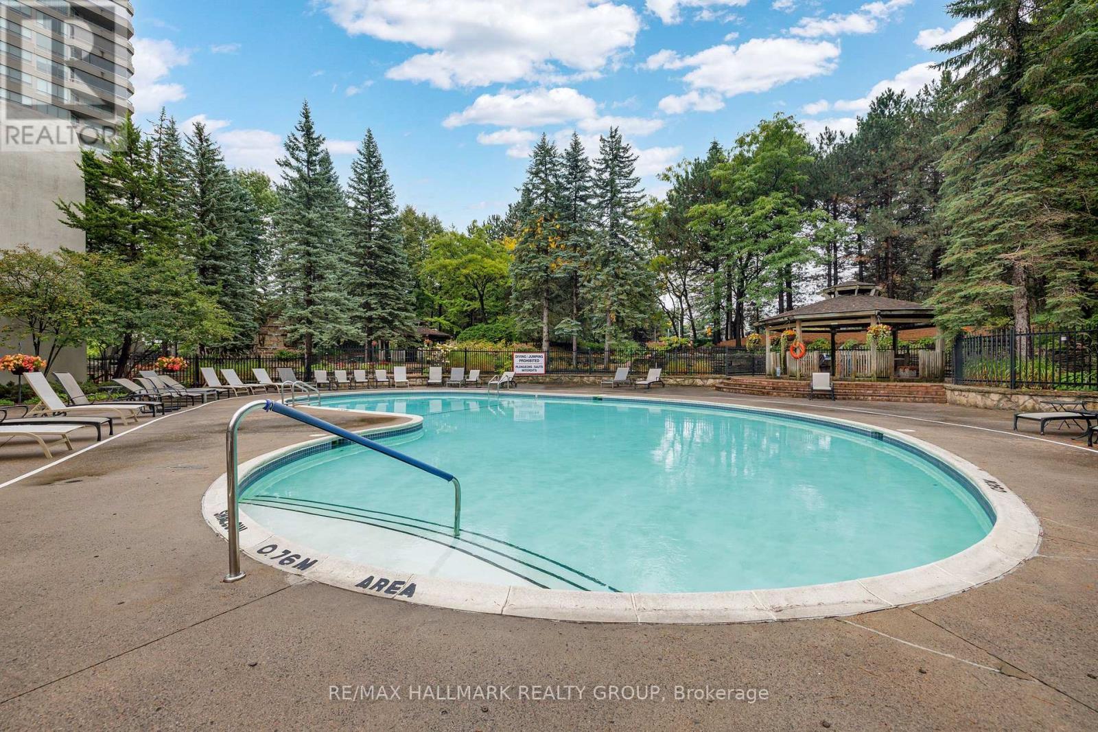 2204 - 1480 Riverside Drive, Ottawa, ON - Outdoor With In Ground Pool