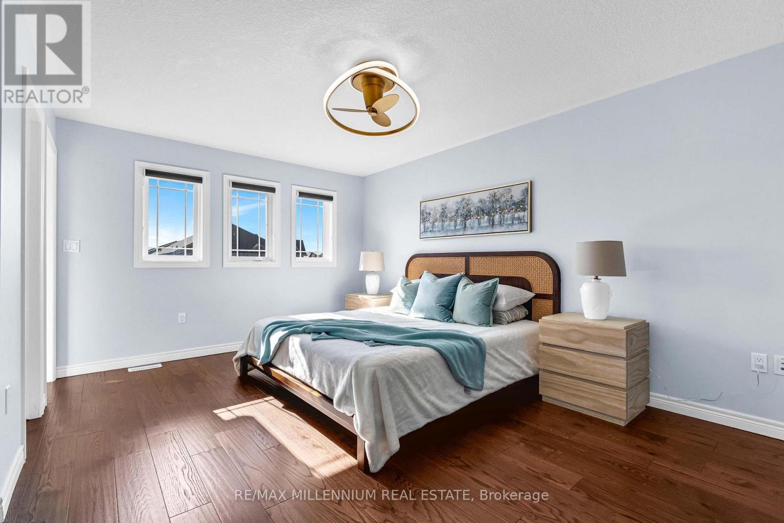 235 Bellagio Avenue, Hamilton, ON - Indoor Photo Showing Bedroom