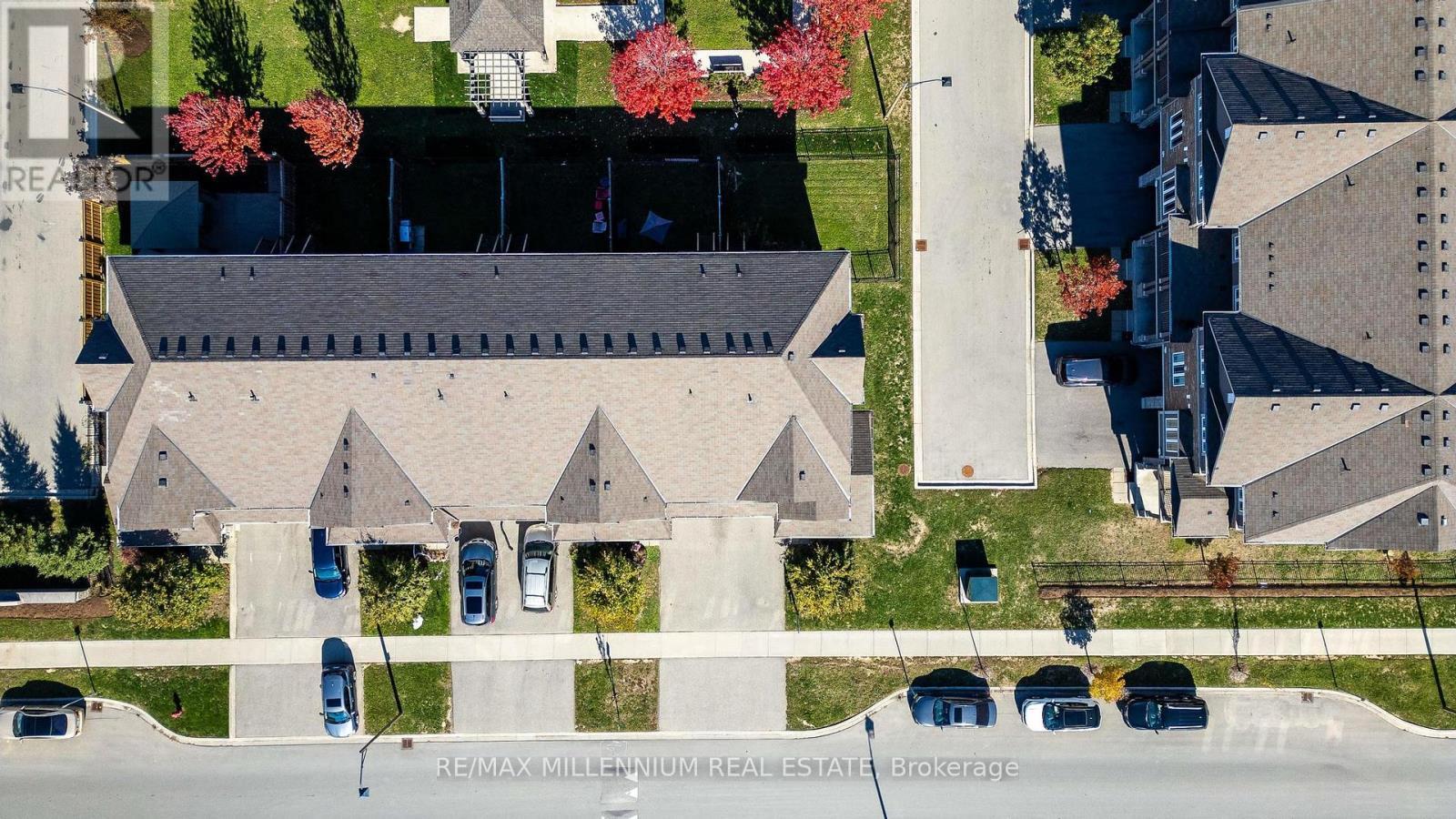 235 Bellagio Avenue, Hamilton, ON - Outdoor